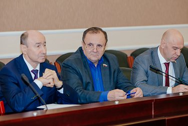 Депутаты формируют программу социально значимых мероприятий
